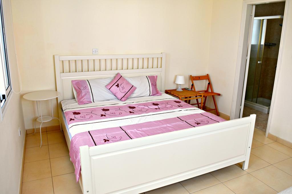 Latchi Beach Front Villa - Private Heated Pool - Amazing Uninterrupted Sea Views Polis Bagian luar foto