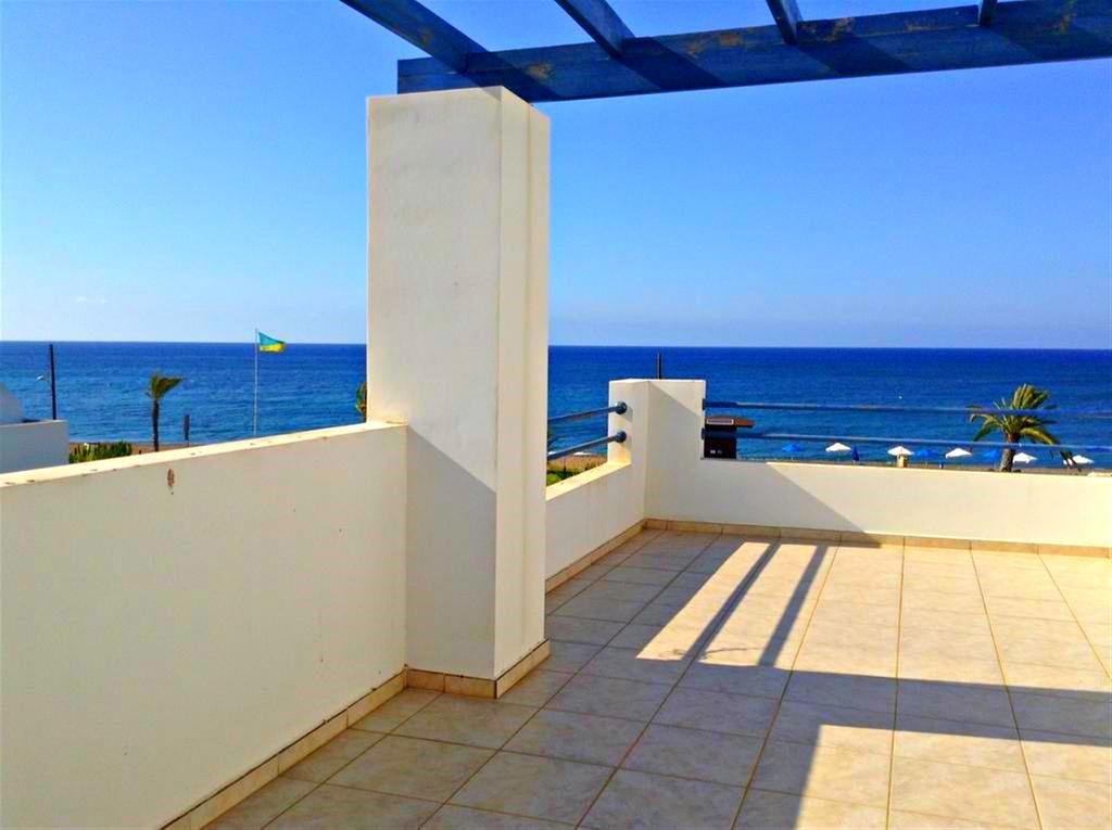 Latchi Beach Front Villa - Private Heated Pool - Amazing Uninterrupted Sea Views Polis Bagian luar foto