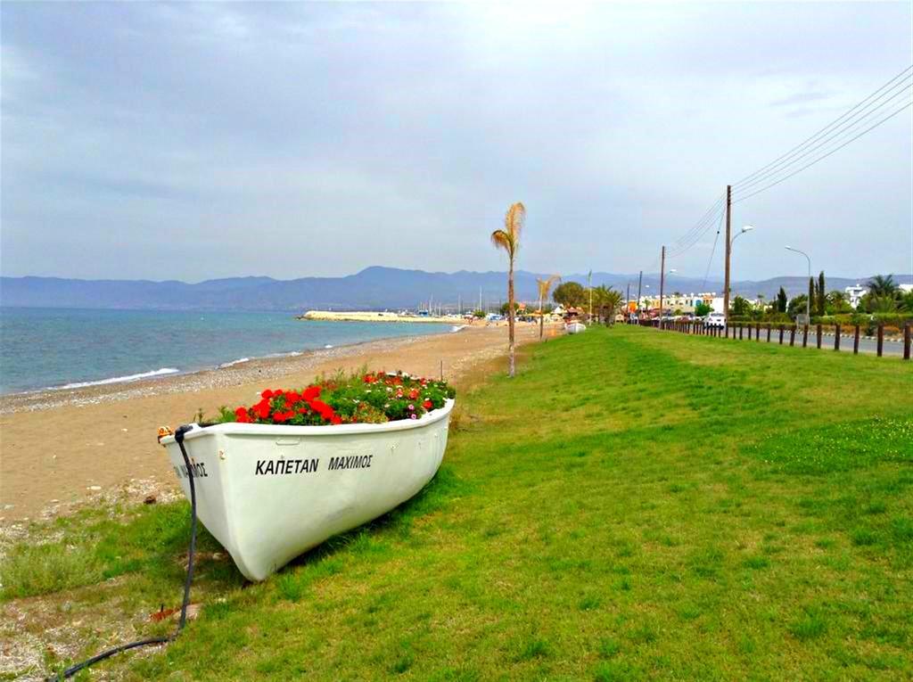 Latchi Beach Front Villa - Private Heated Pool - Amazing Uninterrupted Sea Views Polis Bagian luar foto