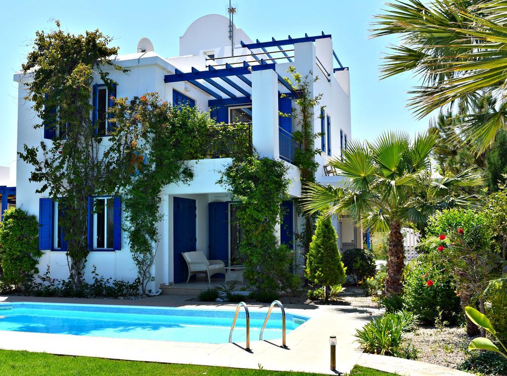 Latchi Beach Front Villa - Private Heated Pool - Amazing Uninterrupted Sea Views Polis Bagian luar foto